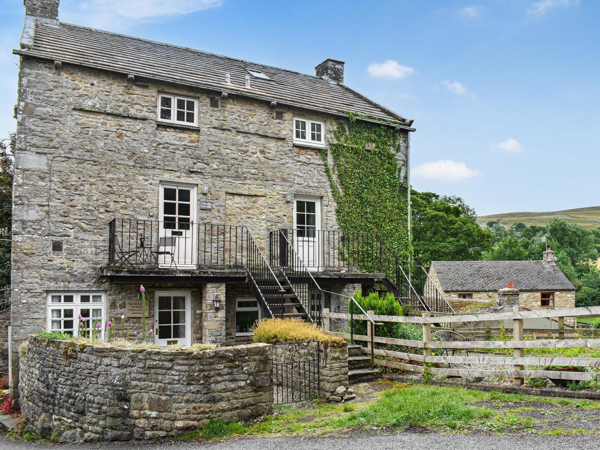 1 The Old Corn Mill Villa West Burton Eksteriør bilde